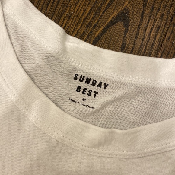 Aritzia Sunday Best T-shirt - Picture 4 of 4